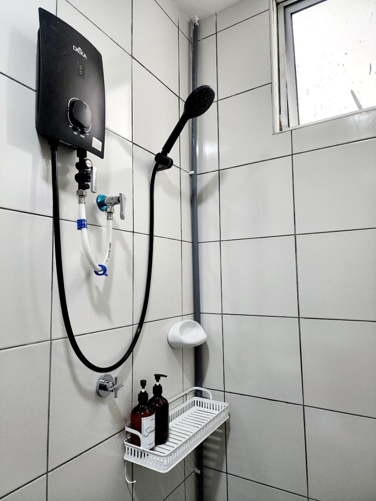 Malacca Spacious 3Bedroom Wifi Carpark Εξωτερικό φωτογραφία